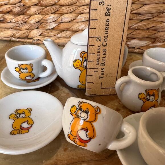 Bear Vintage Children’s Tea Set - Picture 5 of 5